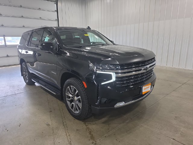 Used 2021 Chevrolet Tahoe LT w/ LT Signature Package AWD/4WD image 2