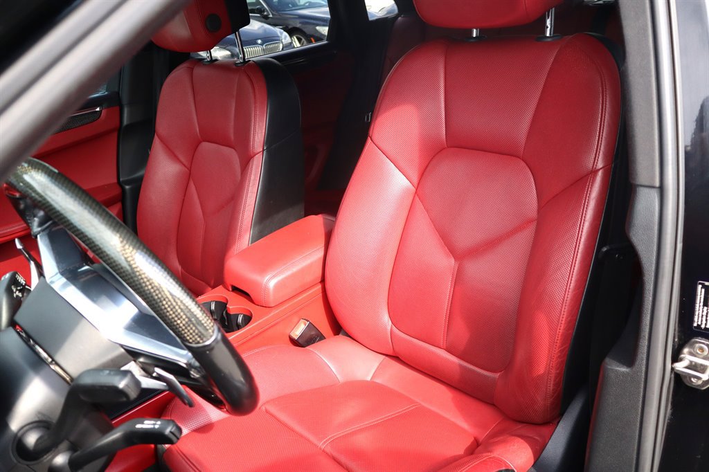 Used 2015 Porsche Macan S AWD/4WD image 20