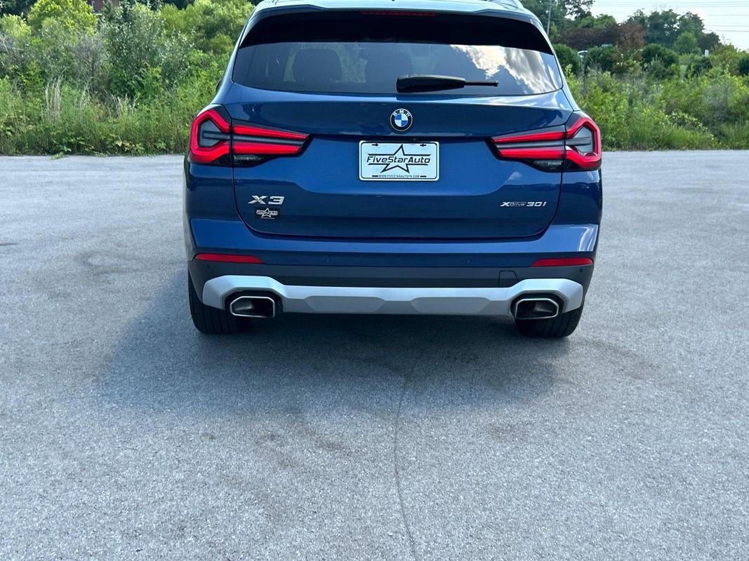 Used 2022 BMW X3 xDrive30i w/ Premium Package 2 image 4