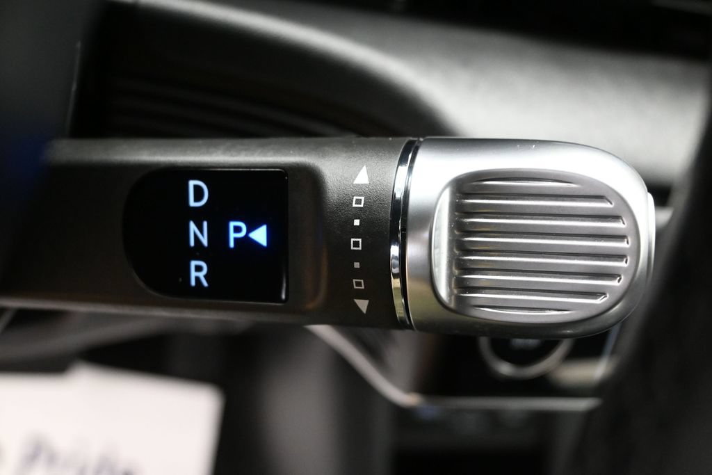 Used 2025 Hyundai Ioniq 5 SE RWD image 19