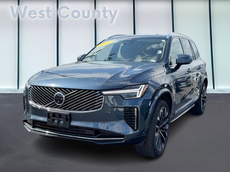 Certified 2025 Volvo XC90 B6 Plus image 9