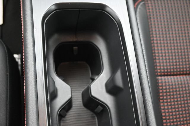 Used 2025 Nissan Kicks SR FWD image 35