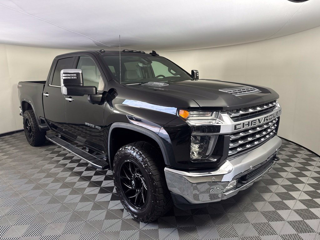 Used 2020 Chevrolet Silverado 2500 LTZ w/ LTZ Plus Package AWD/4WD image 7