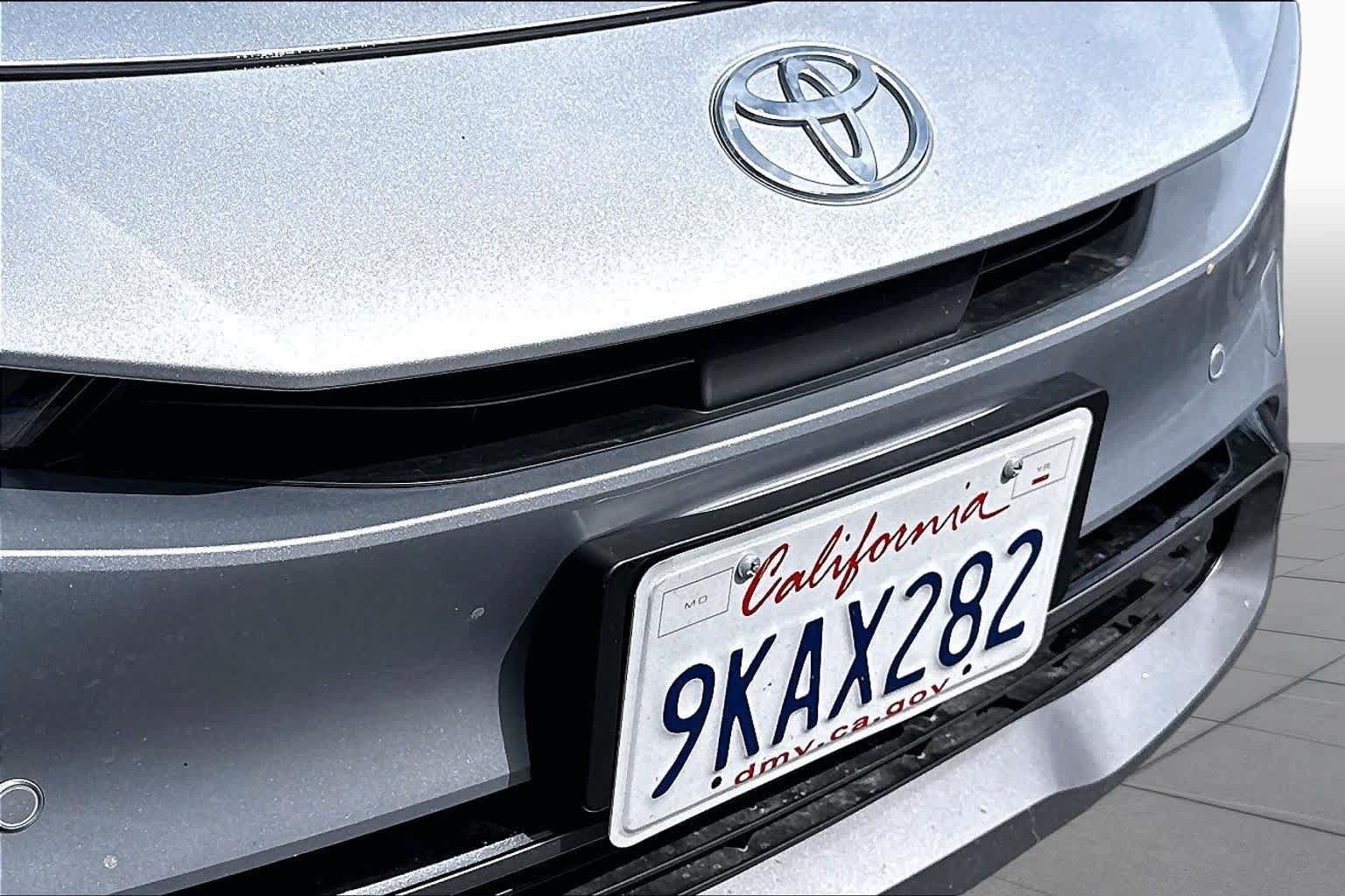 Certified 2024 Toyota Prius XLE FWD image 29