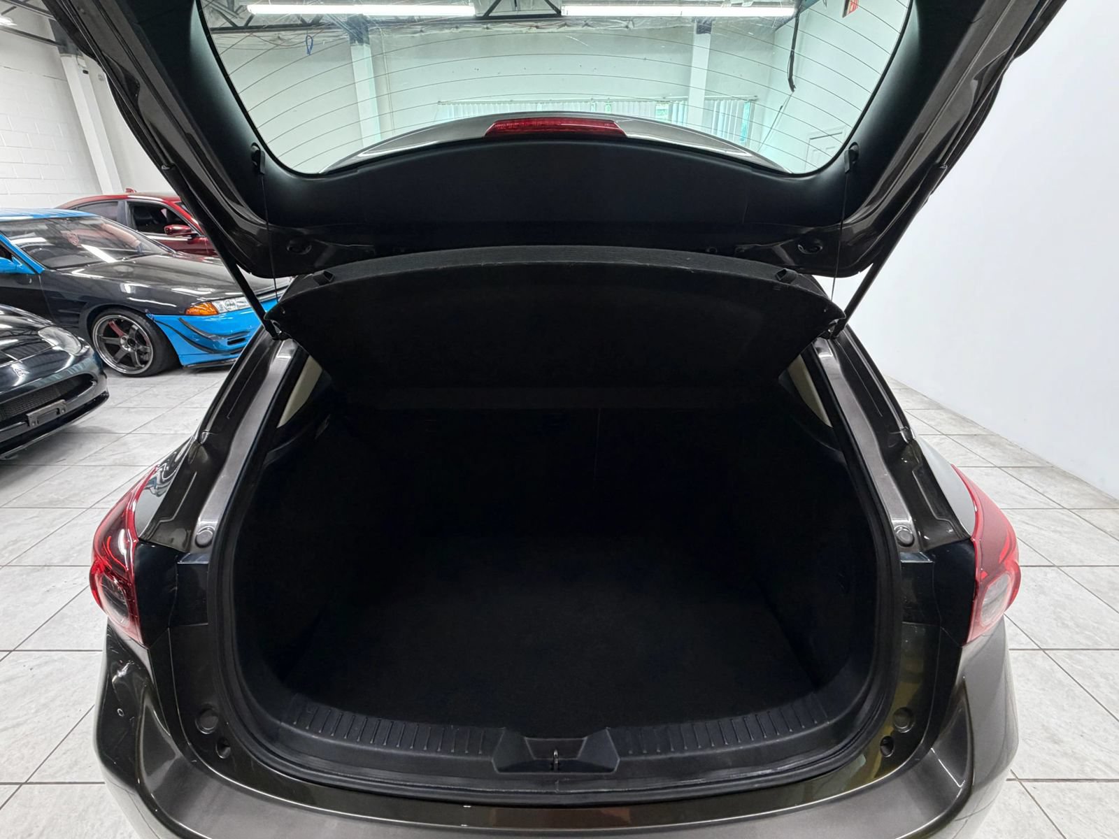 Used 2015 MAZDA MAZDA3 i Touring FWD image 17