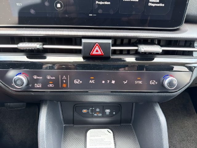 New 2026 Kia Sportage EX AWD/4WD image 14