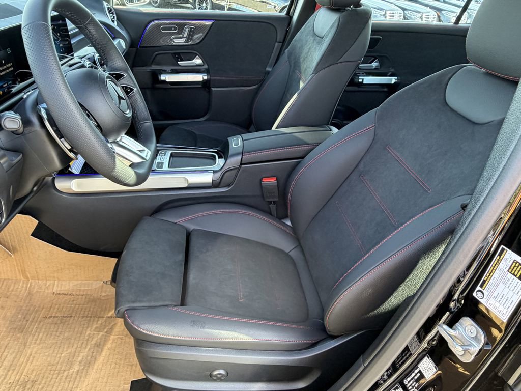 New 2026 Mercedes-Benz GLB 35 AMG 4MATIC image 18