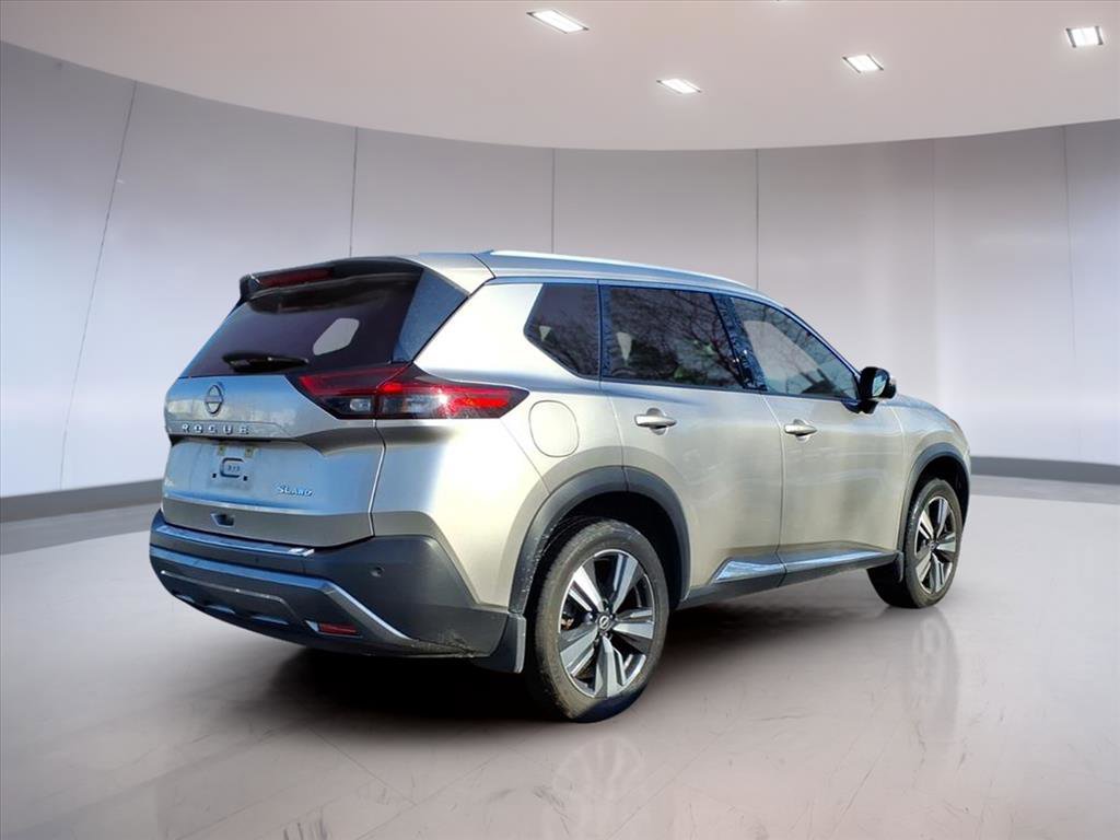 Used 2023 Nissan Rogue SL image 4