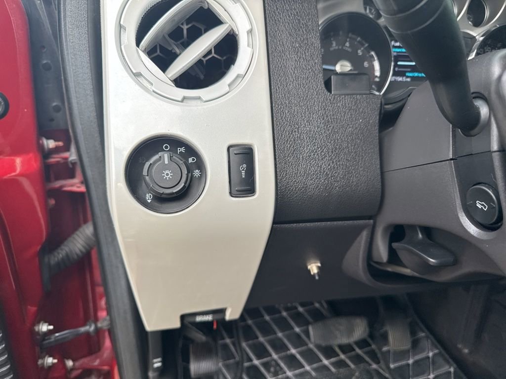 Used 2014 Ford F250 Platinum AWD/4WD image 17