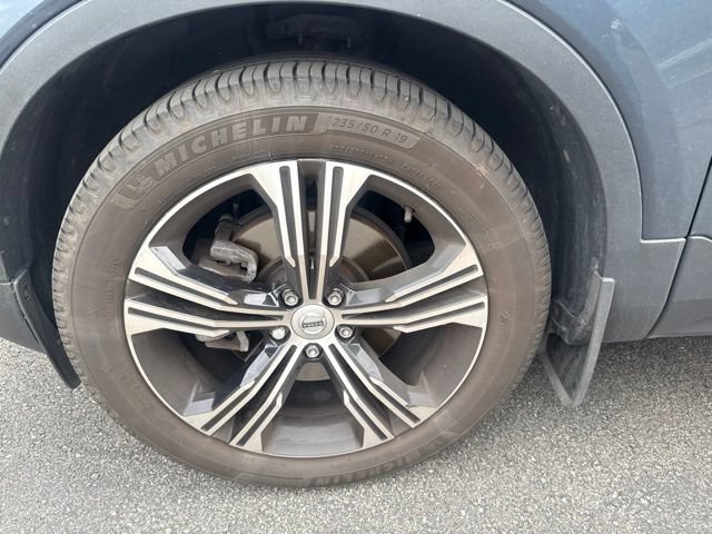 Used 2019 Volvo XC40 T5 Inscription AWD/4WD image 12
