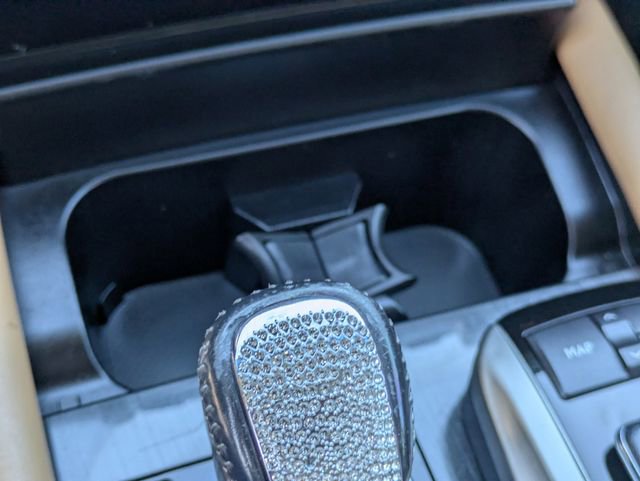 Used 2016 Lexus GS 200t image 18