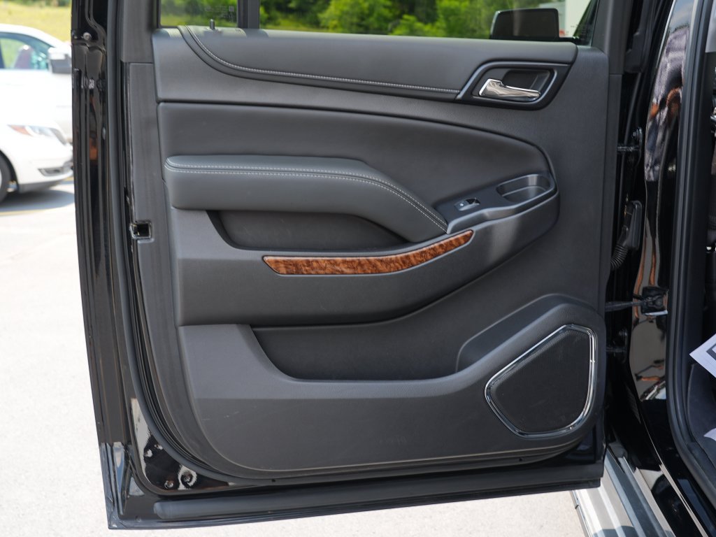 Certified 2020 Chevrolet Suburban Premier w/ RST 6.2L Performance Edition AWD/4WD image 19