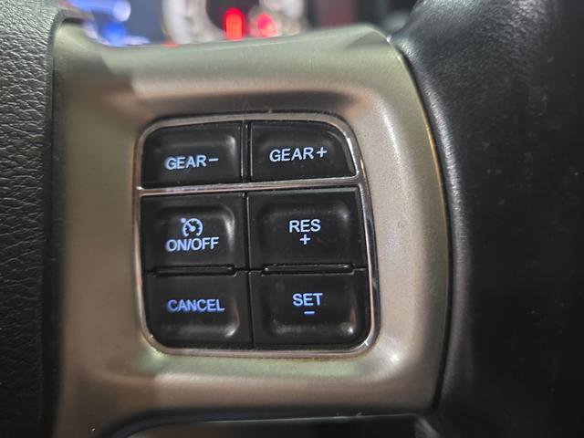 Used 2016 RAM 1500 Laramie w/ Convenience Group AWD/4WD image 15