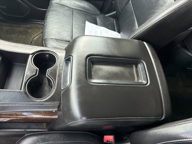 Used 2015 Chevrolet Suburban LT image 41