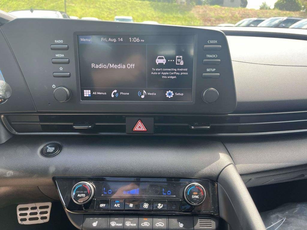 New 2026 Hyundai Elantra SEL Sport FWD image 73