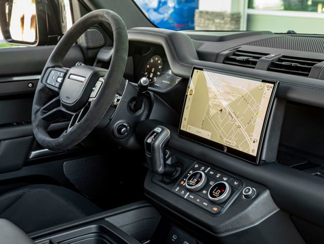 Used 2024 Land Rover Defender 110 Carpathian Edition AWD/4WD image 33