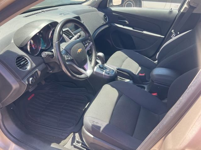 Used 2013 Chevrolet Cruze LT w/ RS Package FWD image 12