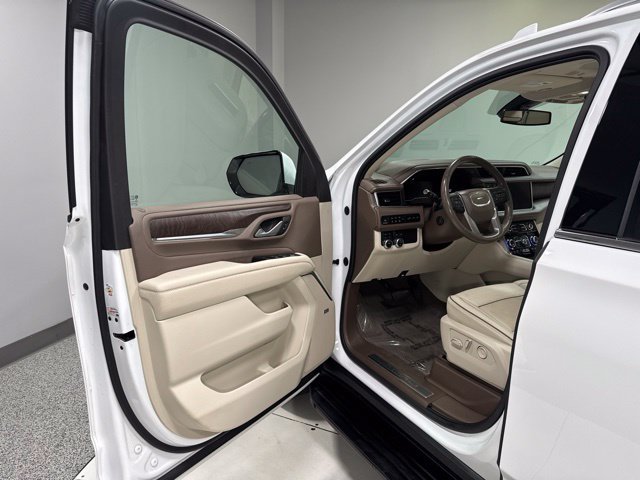 Used 2022 GMC Yukon Denali AWD/4WD image 12
