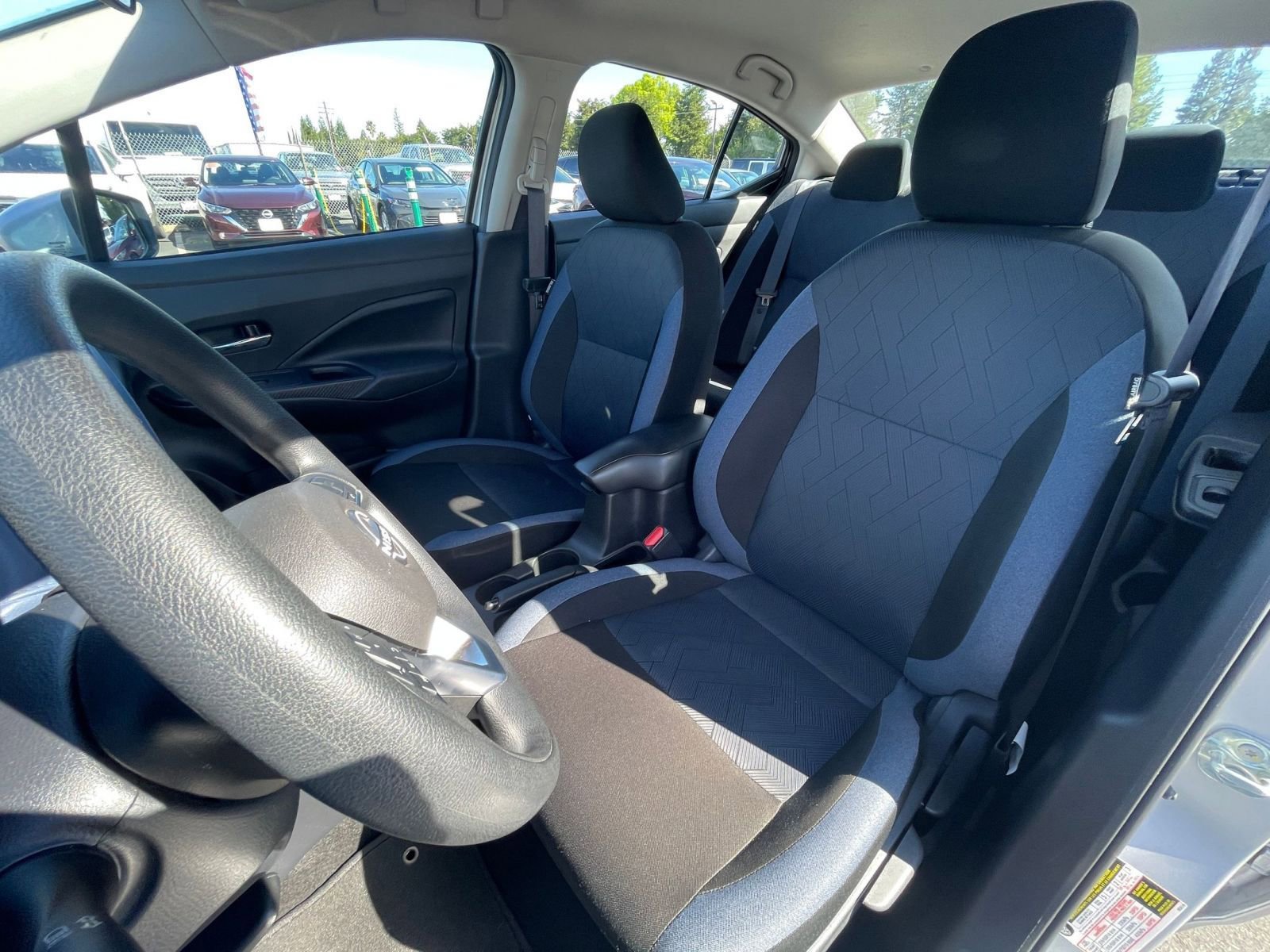 Used 2025 Nissan Versa SV image 31
