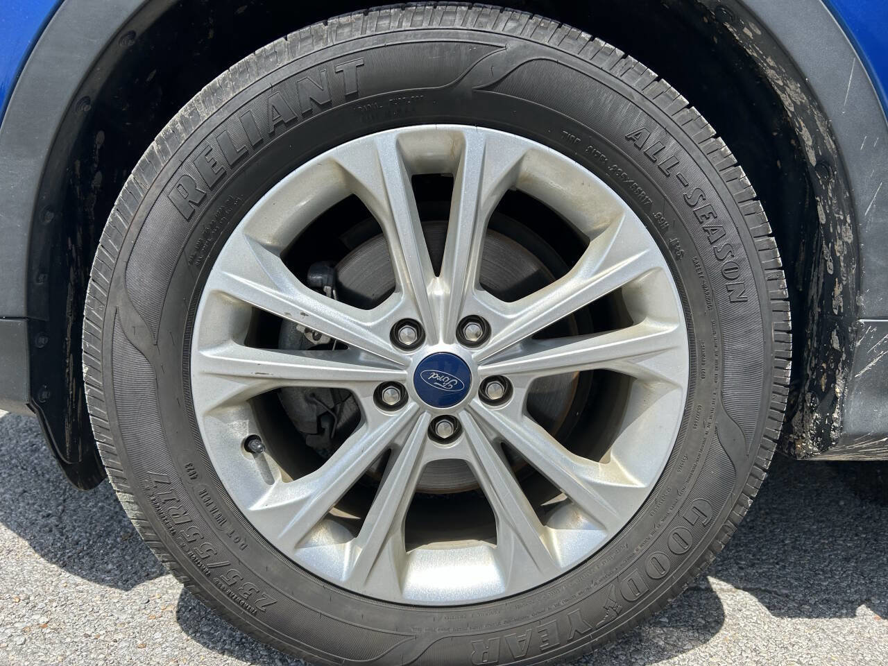 Used 2019 Ford Escape S image 14