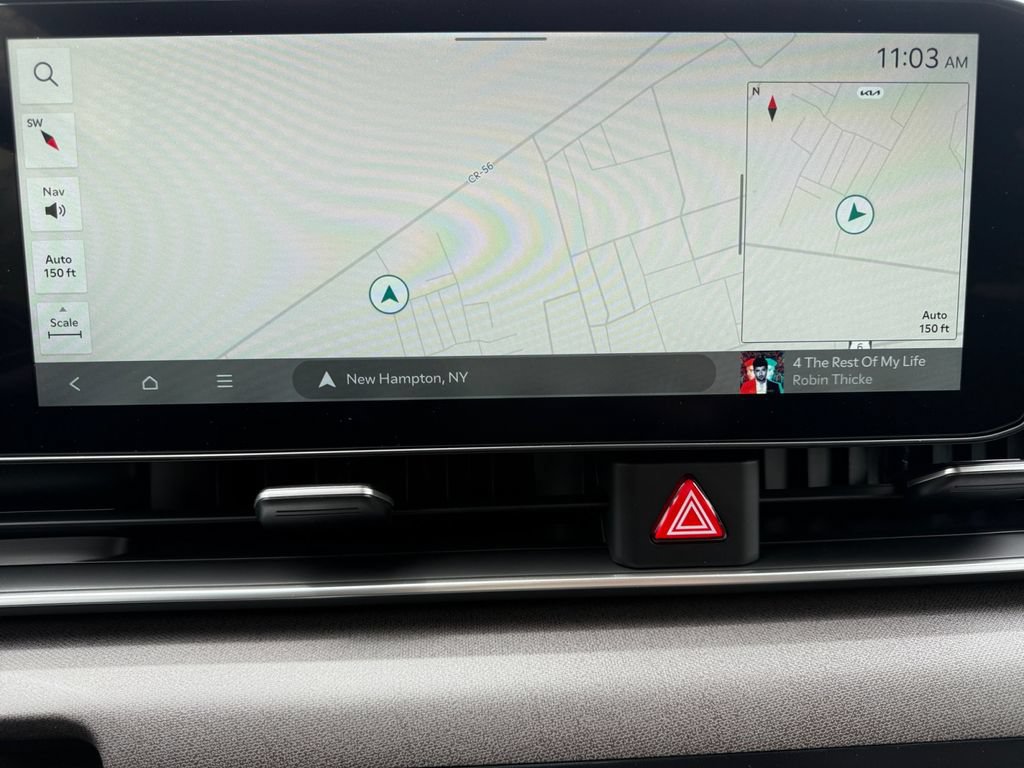 New 2026 Kia Carnival EX FWD image 11