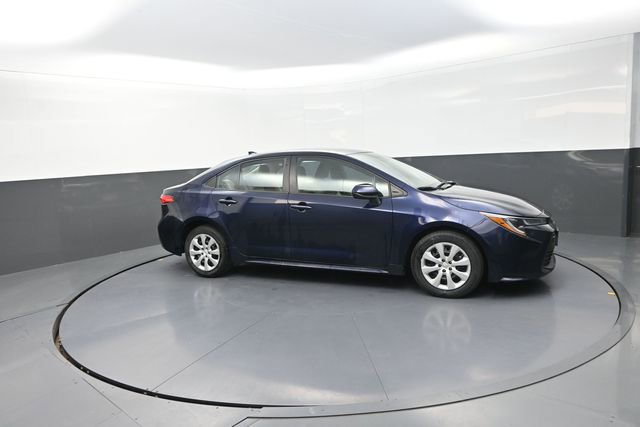 Used 2024 Toyota Corolla LE image 22