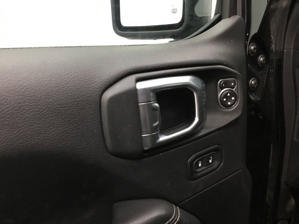Used 2022 Jeep Wrangler Unlimited Sahara image 8