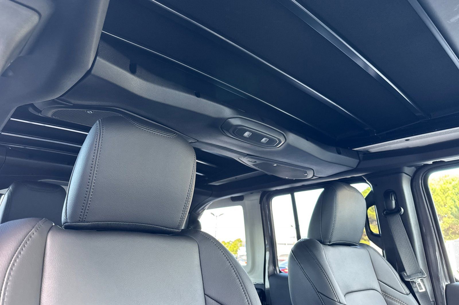 New 2025 Jeep Wrangler Sahara image 21