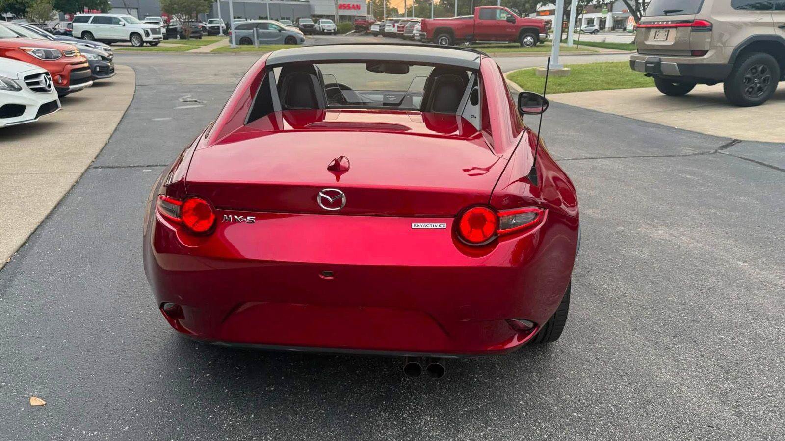 Used 2022 MAZDA MX-5 Miata RF Grand Touring RWD image 19
