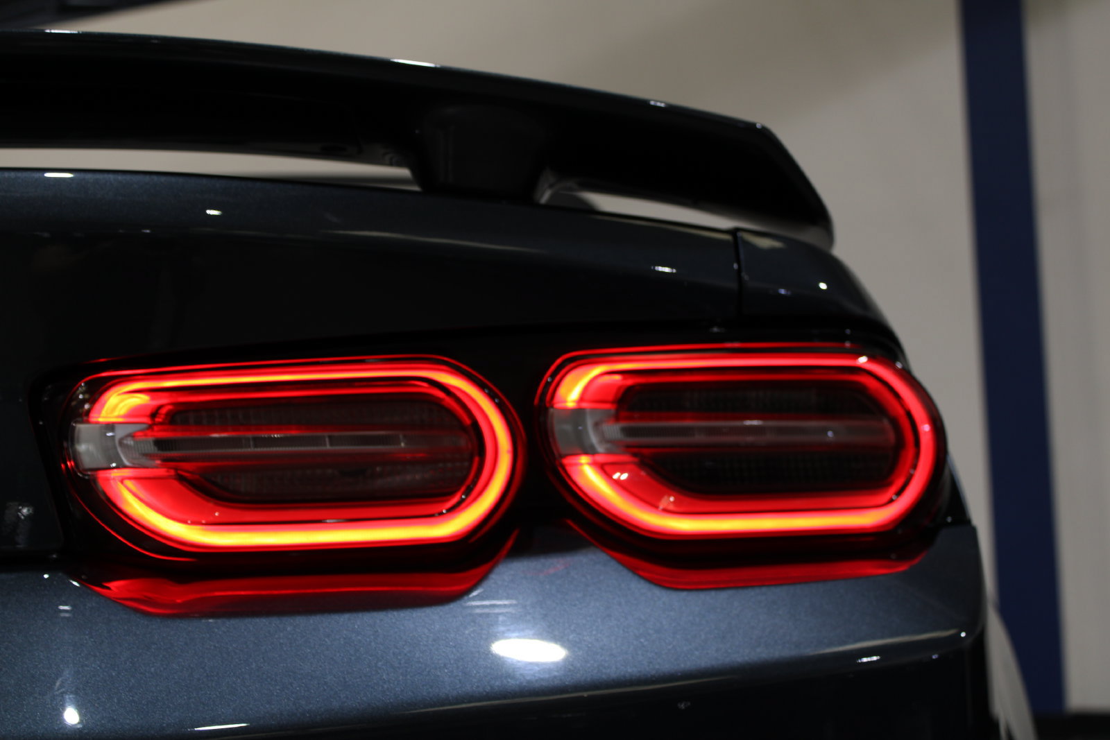 Used 2019 Chevrolet Camaro ZL1 RWD image 25