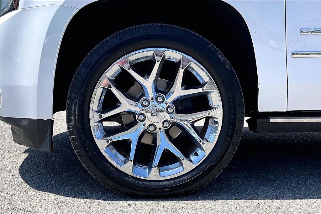 Used 2020 GMC Yukon XL Denali w/ Denali Ultimate Package AWD/4WD image 35