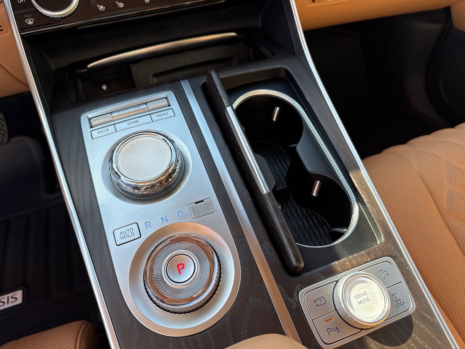 Used 2024 Genesis GV80 3.5T AWD/4WD image 32