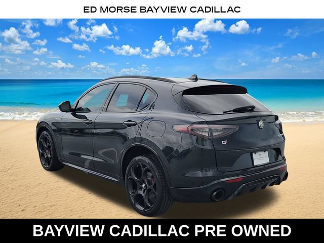 Used 2024 Alfa Romeo Stelvio Veloce AWD/4WD image 3