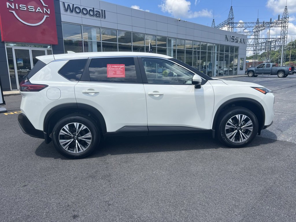 Used 2023 Nissan Rogue SV image 6