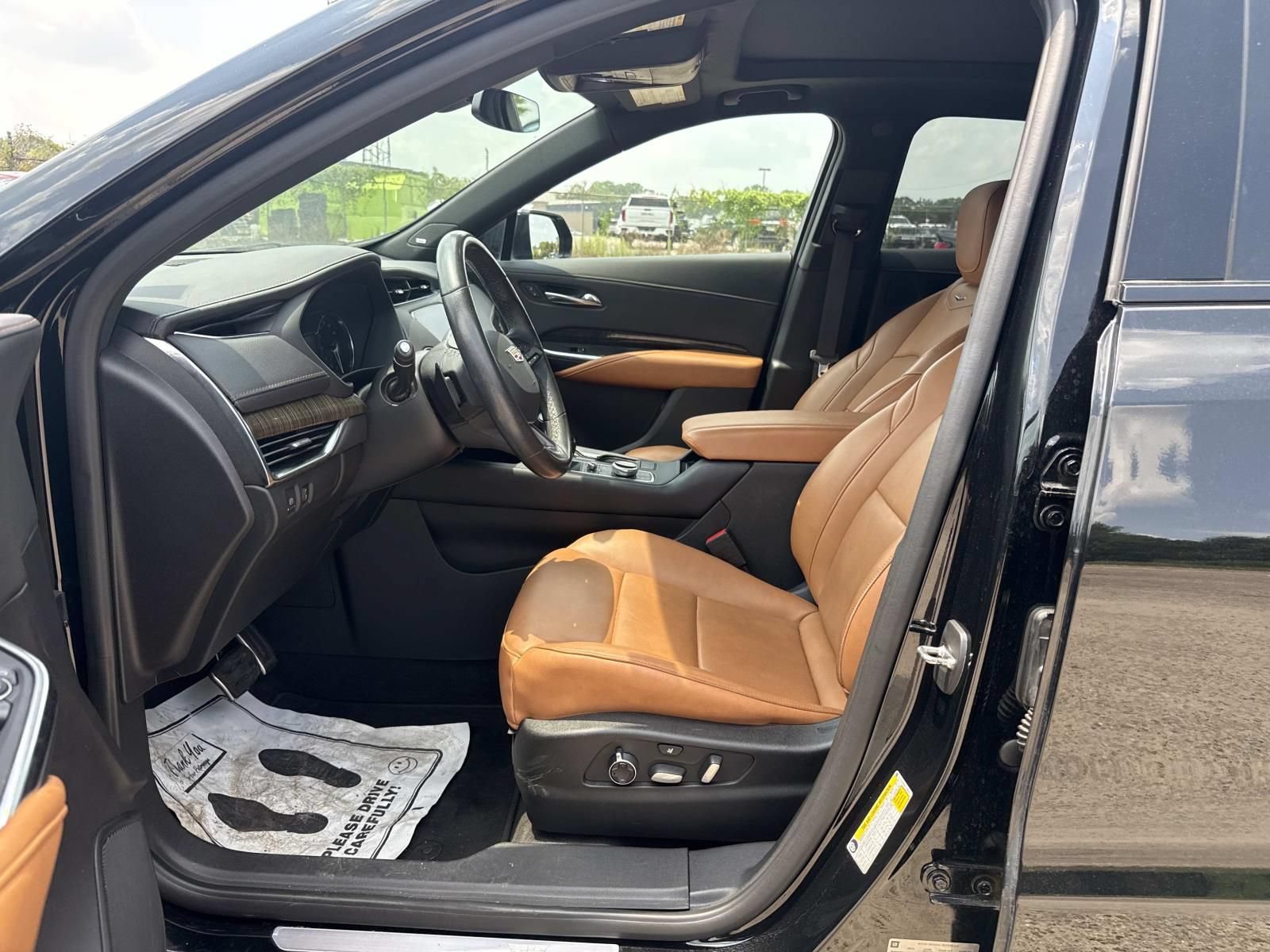 Used 2019 Cadillac XT4 Sport FWD image 13
