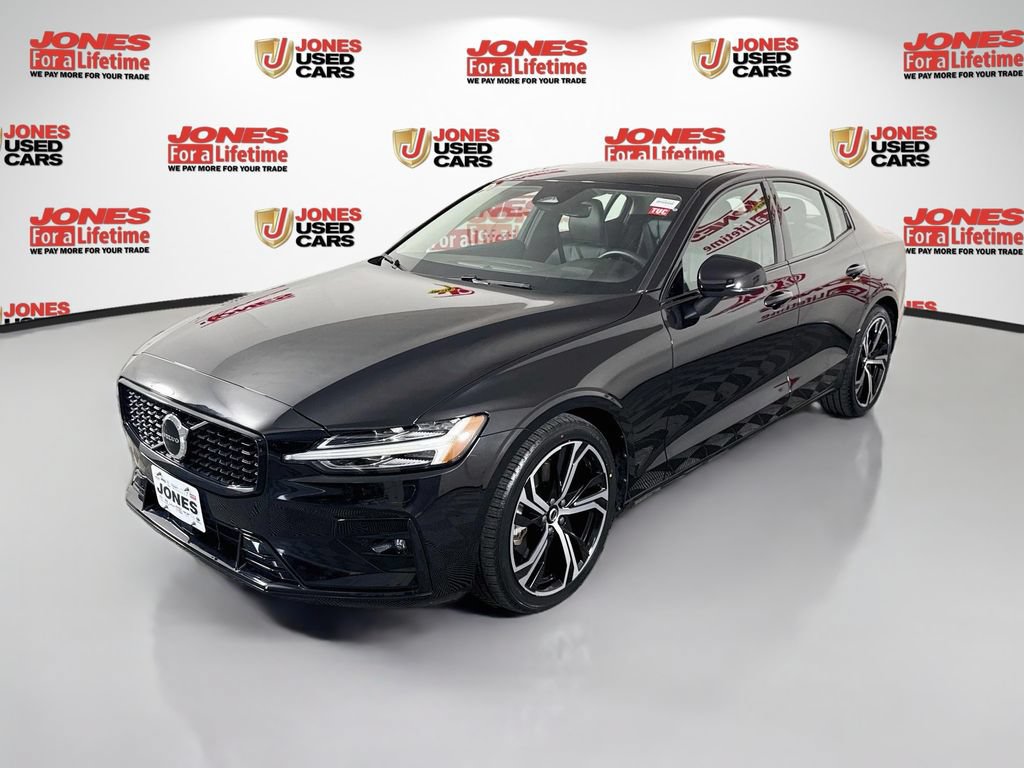 Used 2024 Volvo S60 B5 Core w/ Climate Package FWD image 12