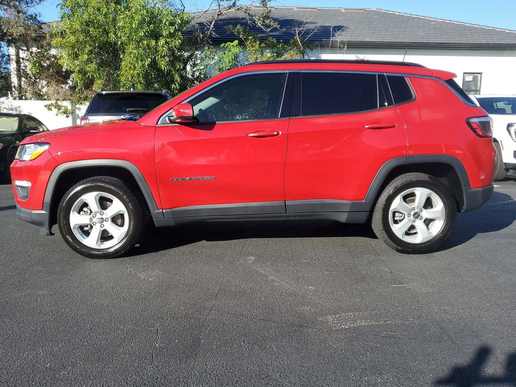 Used 2018 Jeep Compass Latitude w/ Popular Equipment Group image 2