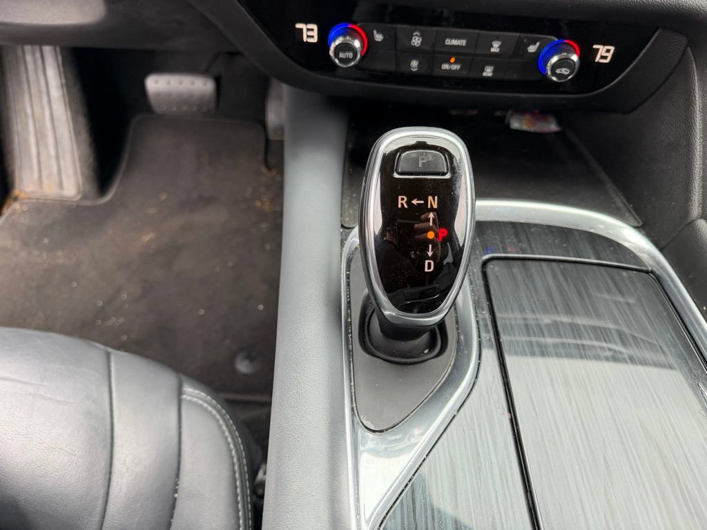 Used 2020 Buick Enclave Essence FWD image 31