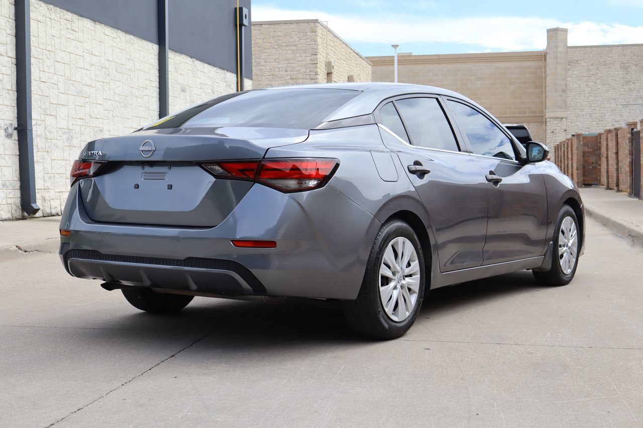 Used 2024 Nissan Sentra S FWD image 3