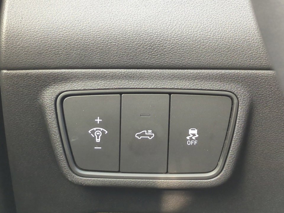 Certified 2024 Hyundai Santa Cruz Night image 31