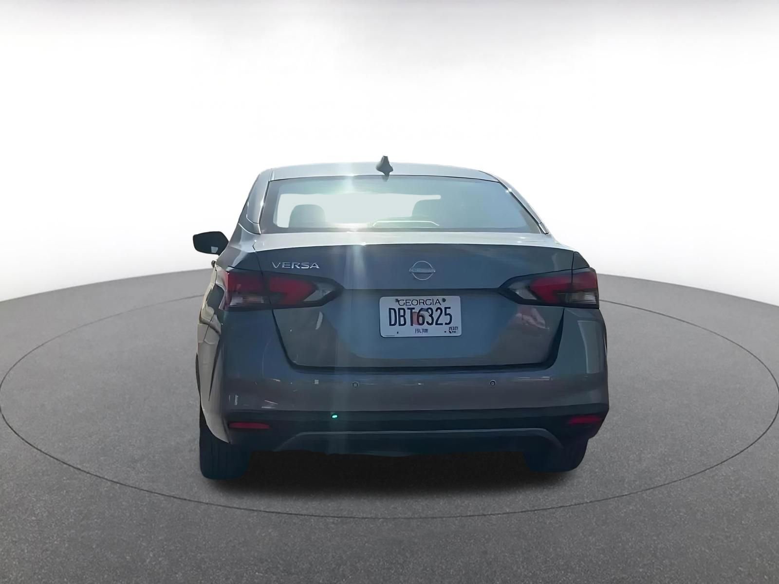 Used 2025 Nissan Versa SV image 12