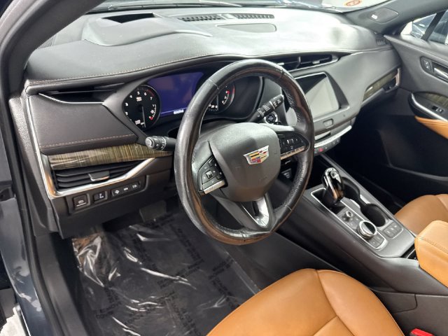 Used 2020 Cadillac XT4 Premium Luxury w/ Sun And Sound Package AWD/4WD image 23