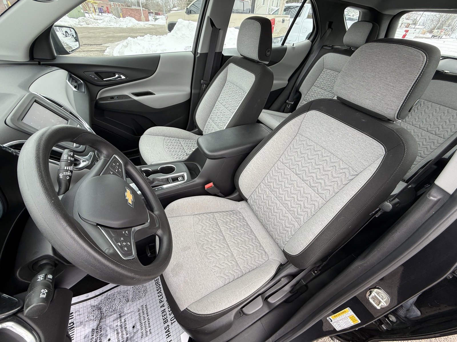 Used 2022 Chevrolet Equinox LS image 14