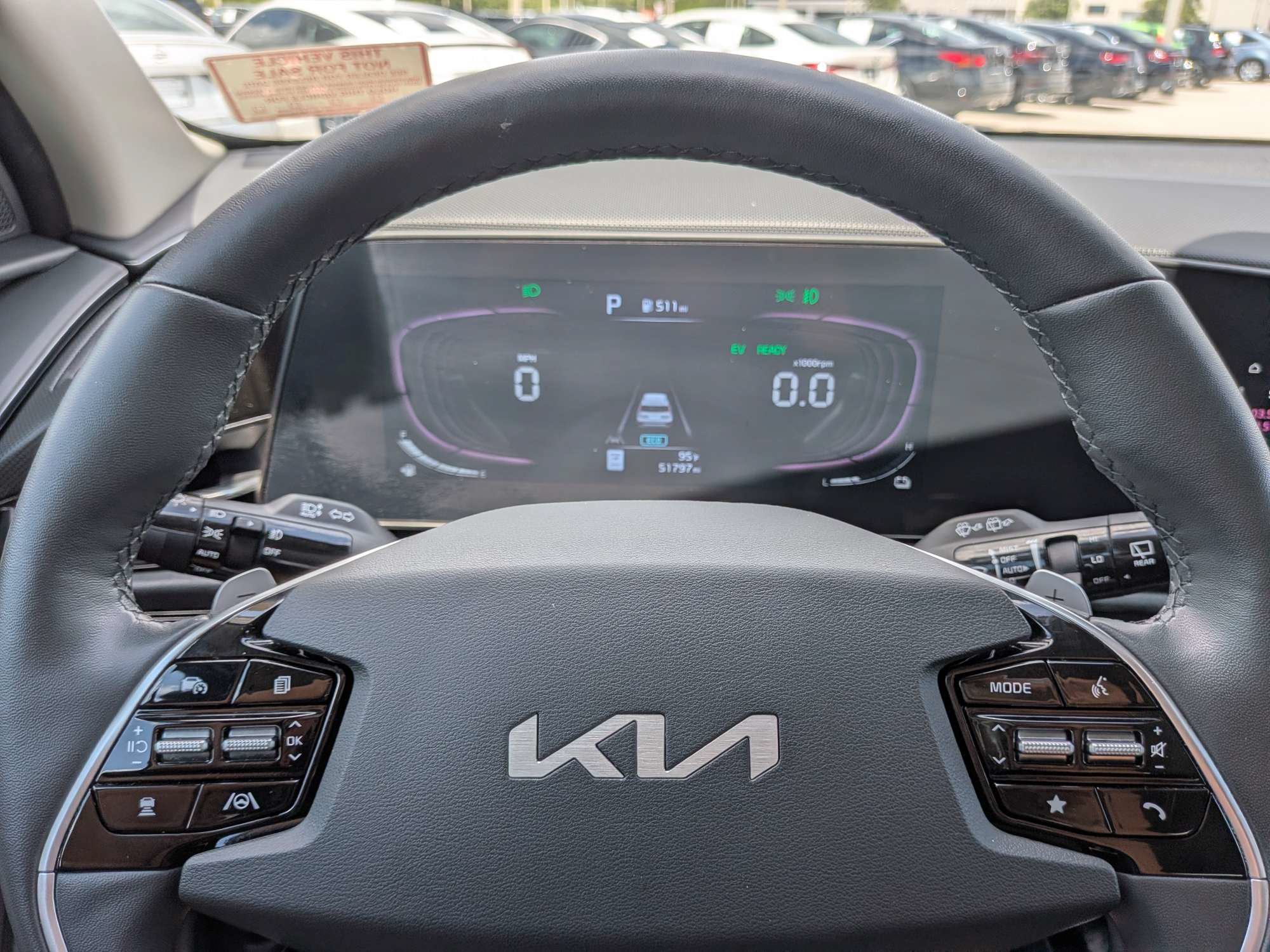 Certified 2024 Kia Niro SX Touring FWD image 37