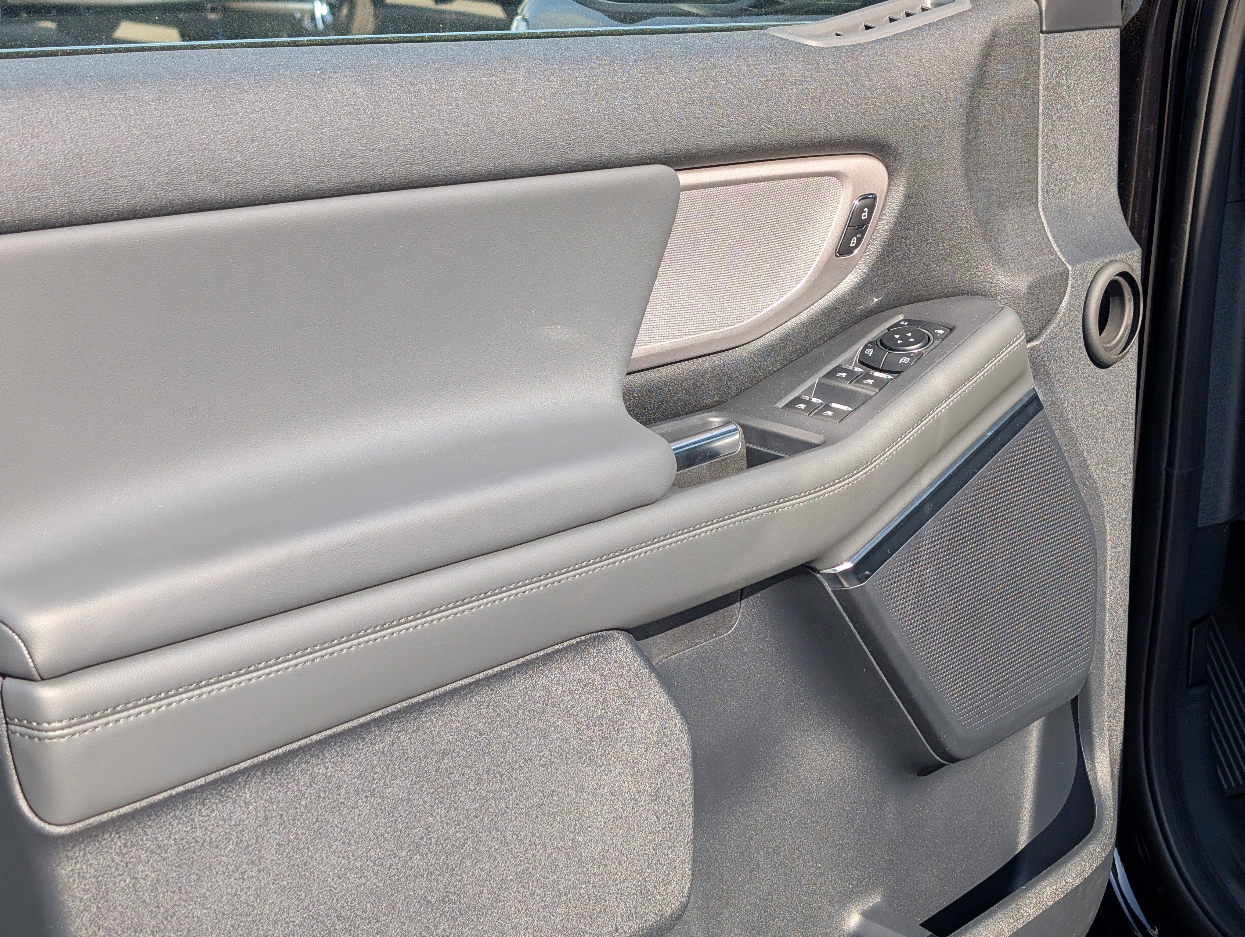 New 2026 Ford Expedition Active image 17