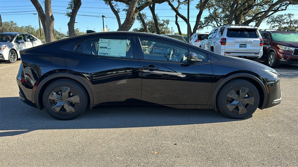 New 2026 Toyota Prius Plug-In Hybrid image 10