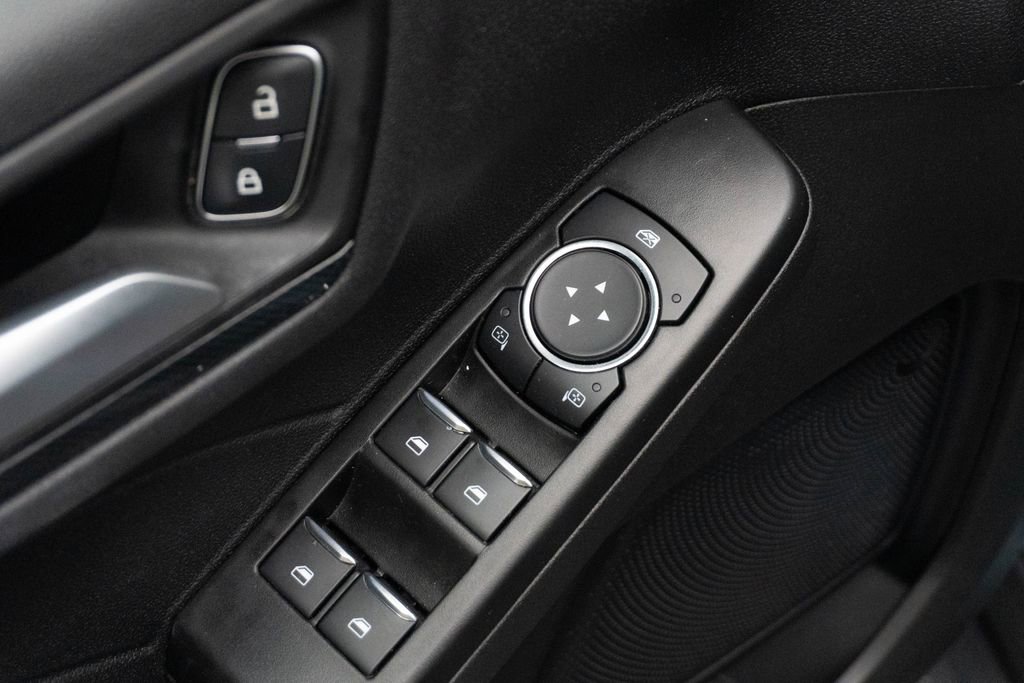 Used 2023 Ford Escape ST-Line w/ Tech Pack #1 FWD image 15