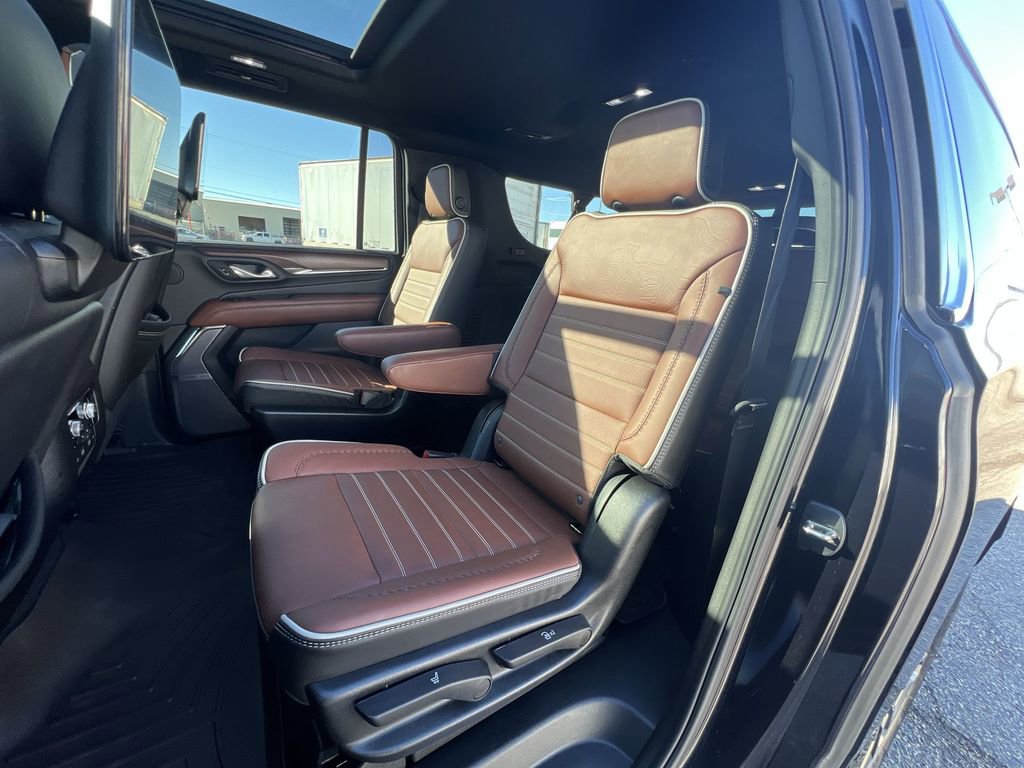 Used 2023 GMC Yukon XL Denali Ultimate image 26