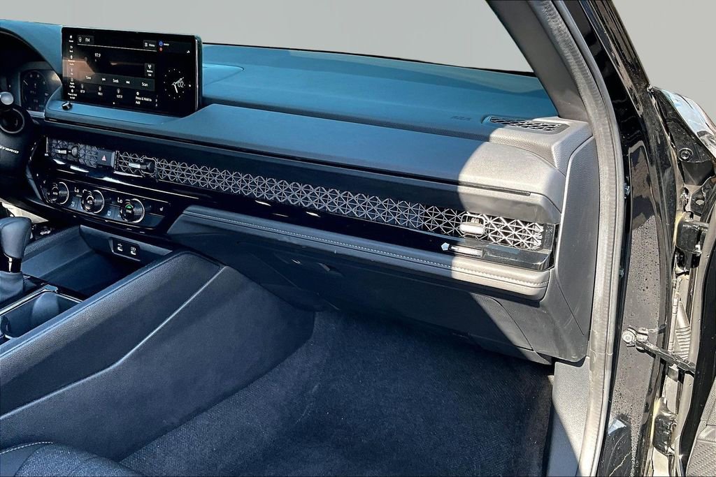 Certified 2025 Honda Accord Sport image 18