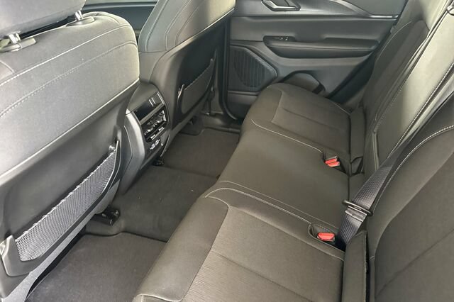 New 2026 Jeep Grand Cherokee Laredo X AWD/4WD image 9